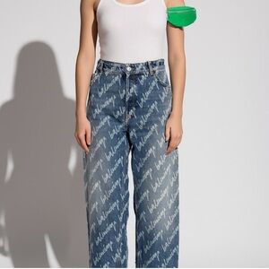 Balenciaga Womens All Over Logo Cropped Denim Trousers
Indigo/White